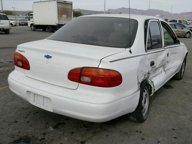 1Y1SK5286YZ433036 - 2000 CHEVROLET GEO PRIZM WHITE photo 4