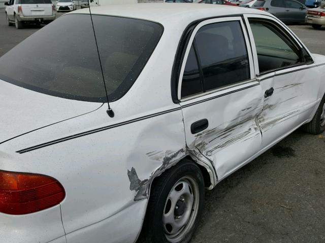 1Y1SK5286YZ433036 - 2000 CHEVROLET GEO PRIZM 白色 照片 9