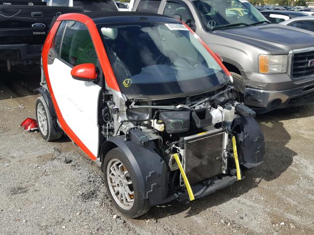 WMEEK3BA0BK419269 - 2011 SMART FORTWO PAS 红色 照片 1