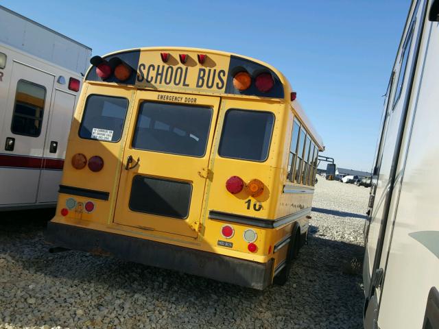 1GBJG31U861237359 - 2006 CHEVROLET EXPRESS G3 YELLOW photo 4