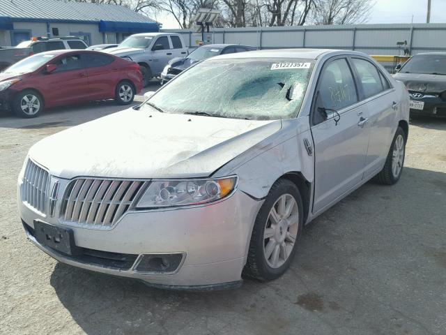 3LNHL2GC2AR750874 - 2010 LINCOLN MKZ SILVER photo 2