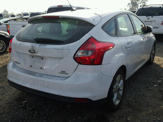 1FADP3K26EL443648 - 2014 FORD FOCUS SE WHITE photo 4