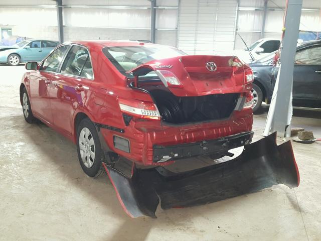 4T1BF3EK2AU525022 - 2010 TOYOTA CAMRY BASE RED photo 3