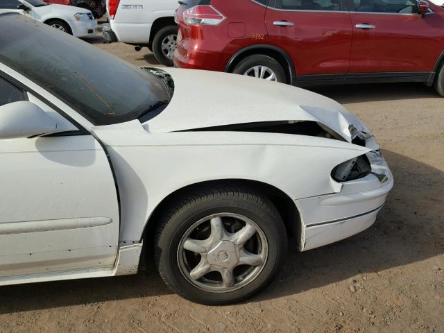 2G4WB52K141175492 - 2004 BUICK REGAL LS WHITE photo 9