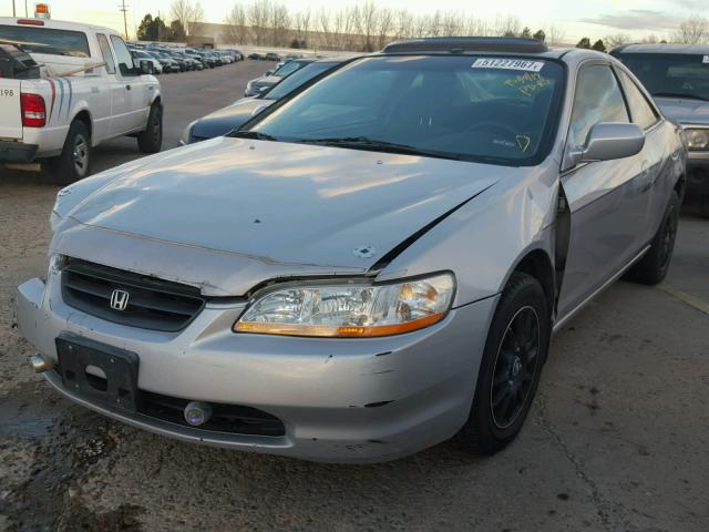 1HGCG3259XA027948 - 1999 HONDA ACCORD EX SILVER photo 2