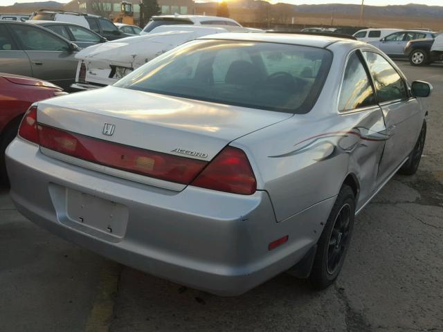 1HGCG3259XA027948 - 1999 HONDA ACCORD EX SILVER photo 4