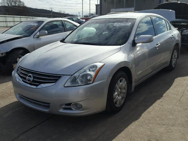 1N4AL2AP8CC210146 - 2012 NISSAN ALTIMA BAS SILVER photo 2