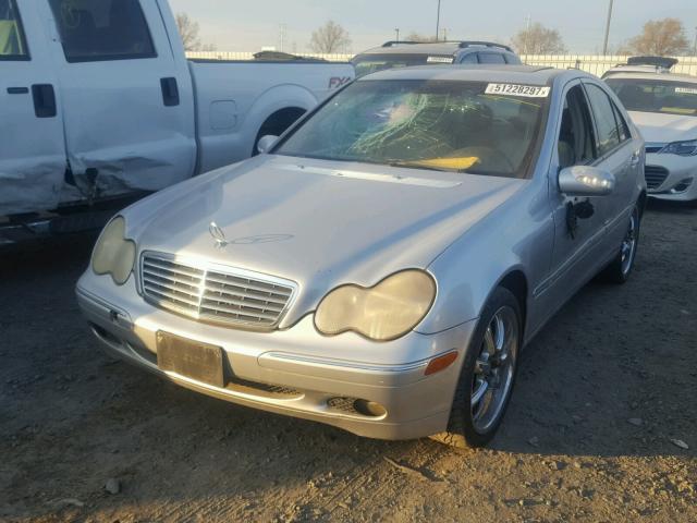 WDBRF64J91F111073 - 2001 MERCEDES-BENZ C 320 SILVER photo 2