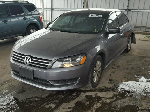 1VWAT7A31EC070798 - 2014 VOLKSWAGEN PASSAT S GRAY photo 2