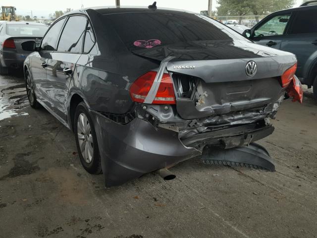 1VWAT7A31EC070798 - 2014 VOLKSWAGEN PASSAT S Grau Foto 3