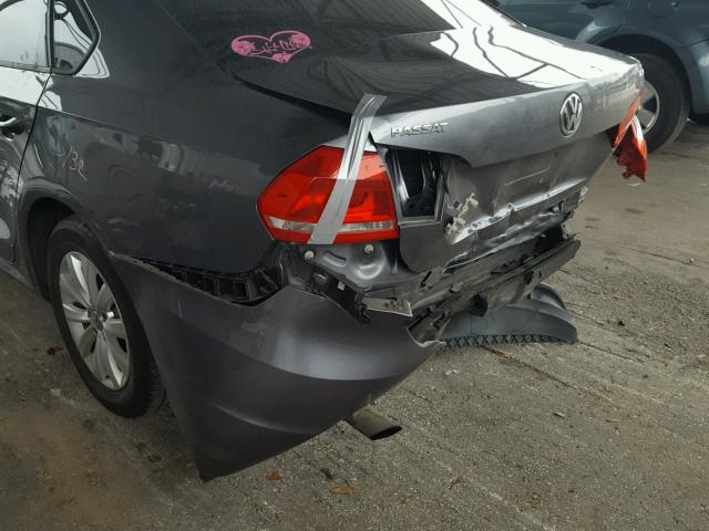 1VWAT7A31EC070798 - 2014 VOLKSWAGEN PASSAT S Grau Foto 9