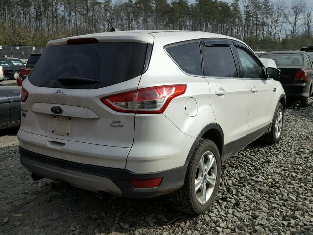 1FMCU9G95DUD08012 - 2013 FORD ESCAPE SE WHITE photo 4