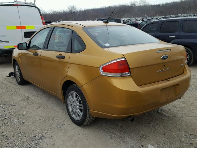 1FAHP35N69W180914 - 2009 FORD FOCUS SE GOLD photo 3