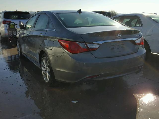 5NPEC4AB2DH525669 - 2013 HYUNDAI SONATA SE GRAY photo 3