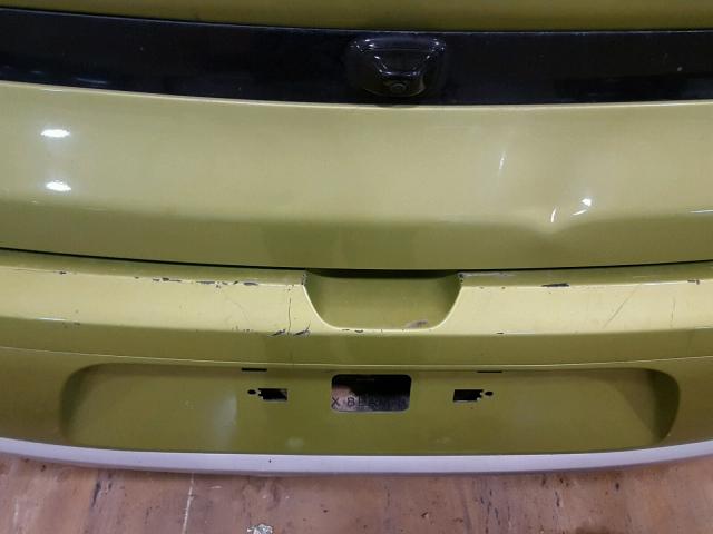 KNDJP3A59H7876905 - 2017 KIA SOUL + GREEN photo 9