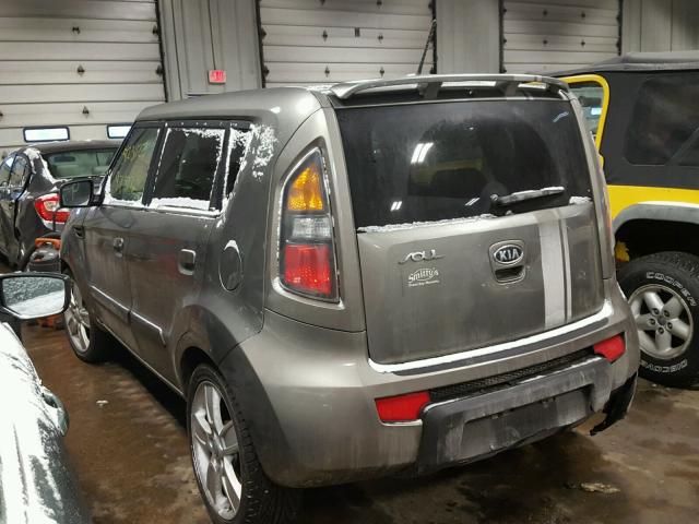 KNDJT2A2XA7097210 - 2010 KIA SOUL + GRAY photo 3