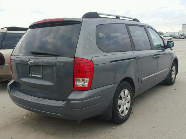 KNDMC233586052579 - 2008 HYUNDAI ENTOURAGE GRAY photo 4