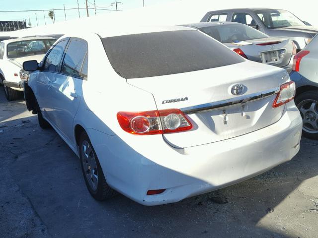 5YFBU4EE3CP047591 - 2012 TOYOTA COROLLA BA WHITE photo 3