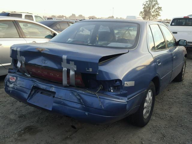 JT2SK11E2N0015327 - 1992 TOYOTA CAMRY DLX BLUE photo 4