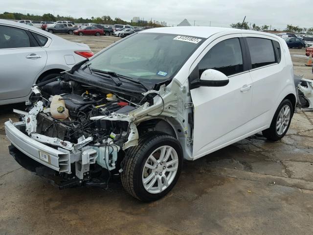 1G1JC6SH1F4214880 - 2015 CHEVROLET SONIC LT WHITE photo 2