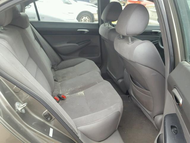 1HGFA16506L109910 - 2006 HONDA CIVIC LX GRAY photo 6