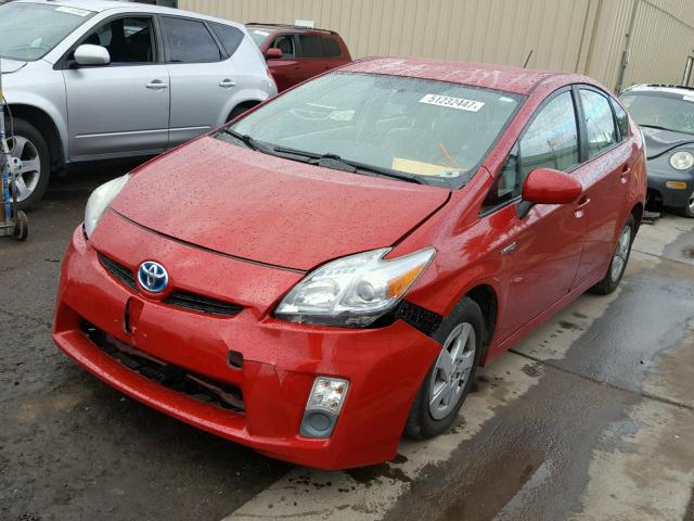 JTDKN3DU7A1268435 - 2010 TOYOTA PRIUS RED photo 2