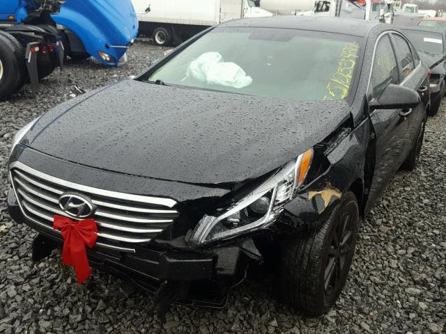 5NPE24AF9GH385081 - 2016 HYUNDAI SONATA SE BLACK photo 2