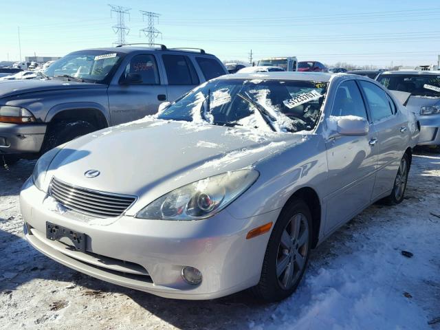 JTHBA30G955132073 - 2005 LEXUS ES 330 SILVER photo 2