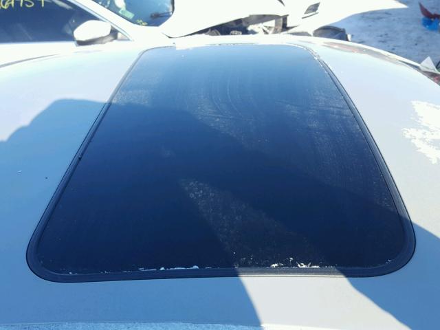 JTHBA30G955132073 - 2005 LEXUS ES 330 SILVER photo 9