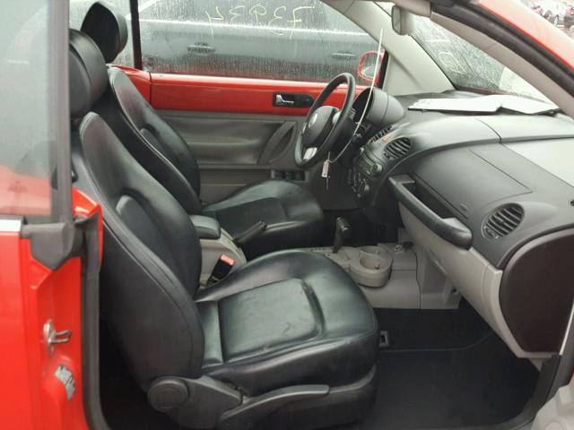 3VWCD31Y94M346474 - 2004 VOLKSWAGEN NEW BEETLE 红色 照片 5