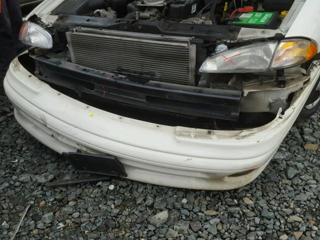 2B3HD46TXVH787589 - 1997 DODGE INTREPID WHITE photo 9