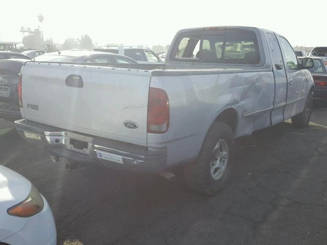 1FTZX1760WNB09279 - 1998 FORD F150 SILVER photo 4