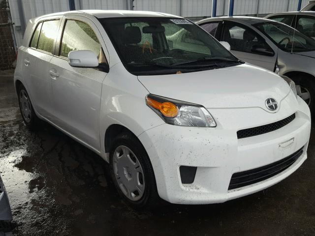 JTKKUPB47E1044951 - 2014 TOYOTA SCION XD WHITE photo 1