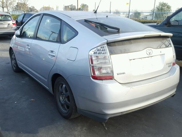 JTDKB20UX77555735 - 2007 TOYOTA PRIUS SILVER photo 3