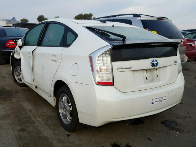 JTDKN3DU9A5208486 - 2010 TOYOTA PRIUS WHITE photo 3