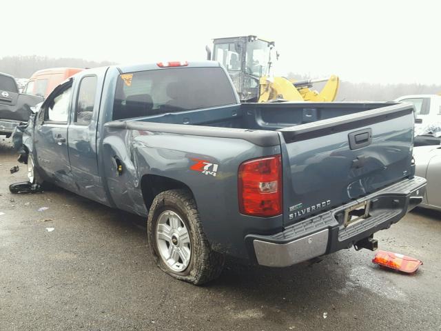 1GCRKSE28BZ273645 - 2011 CHEVROLET SILVERADO BLUE photo 3