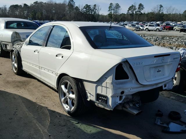 WDBRF40J75F554158 - 2005 MERCEDES-BENZ C 230K SPO WHITE photo 3