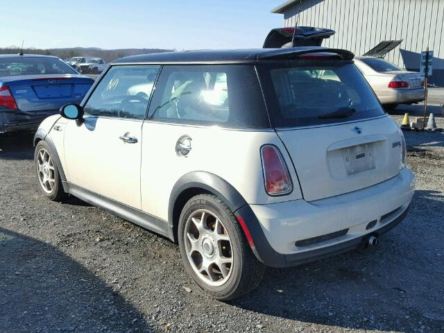 WMWRE33536TJ38203 - 2006 MINI COOPER S WHITE photo 3