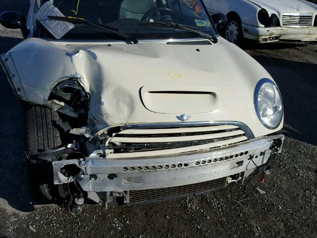 WMWRE33536TJ38203 - 2006 MINI COOPER S WHITE photo 7