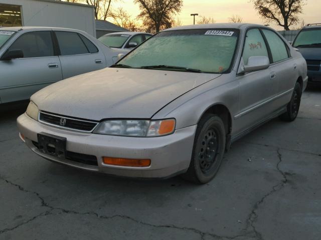 1HGCD5539VA036788 - 1997 HONDA ACCORD LX GOLD photo 2