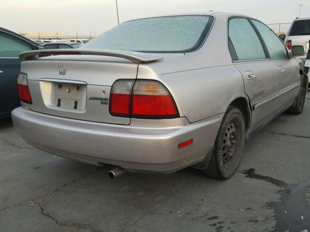 1HGCD5539VA036788 - 1997 HONDA ACCORD LX GOLD photo 4