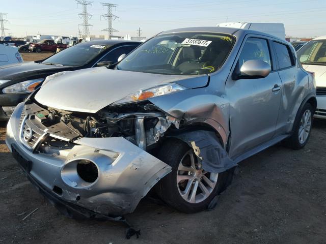 JN8AF5MV4CT114855 - 2012 NISSAN JUKE S SILVER photo 2