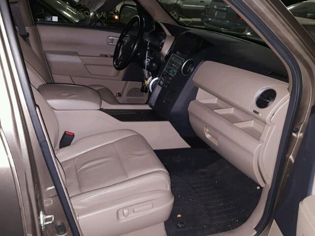 5FNYF4H51AB035707 - 2010 HONDA PILOT EXL GOLD photo 5