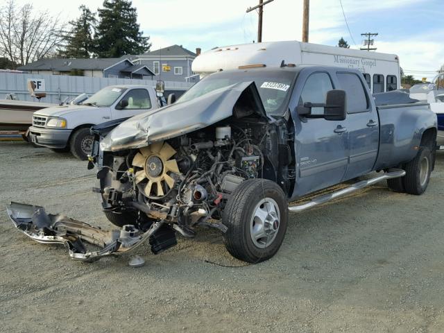 1GTJK936X9F105447 - 2009 GMC SIERRA K35 BLUE photo 2