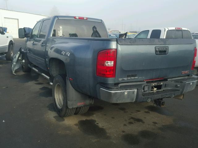 1GTJK936X9F105447 - 2009 GMC SIERRA K35 BLUE photo 3