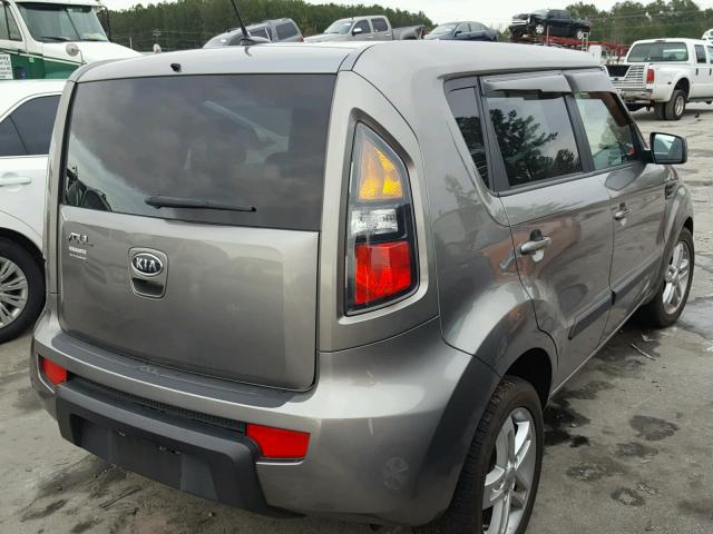 KNDJT2A28B7312178 - 2011 KIA SOUL + GRAY photo 4