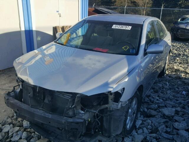 4T1BF3EK4BU153426 - 2011 TOYOTA CAMRY BASE SILVER photo 2