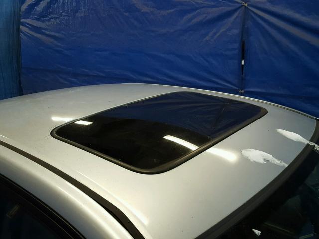 2HGES26843H586390 - 2003 HONDA CIVIC EX 银色 照片 9