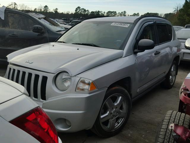 1J8FF57W37D169828 - 2007 JEEP COMPASS LI SILVER photo 2