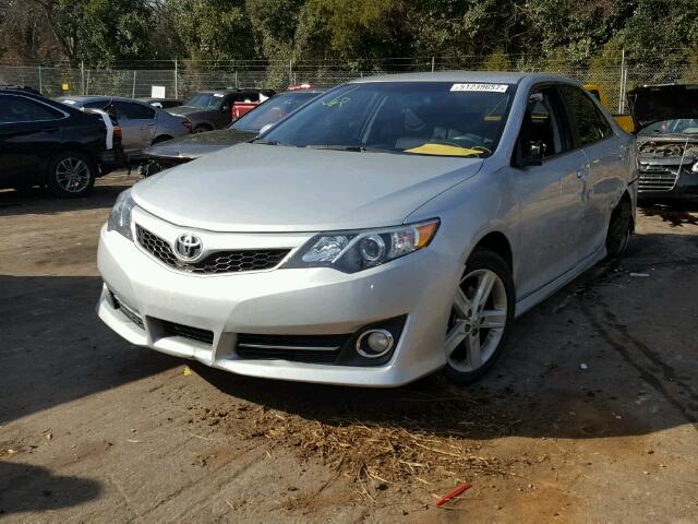 4T1BF1FK8EU331197 - 2014 TOYOTA CAMRY L SILVER photo 2